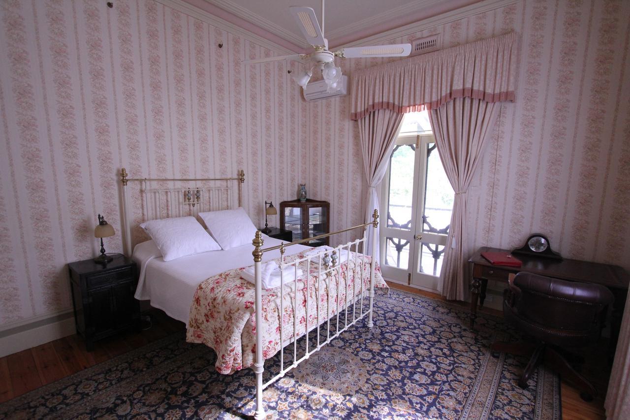 マルドン Palm House Bed & Breakfast エクステリア 写真