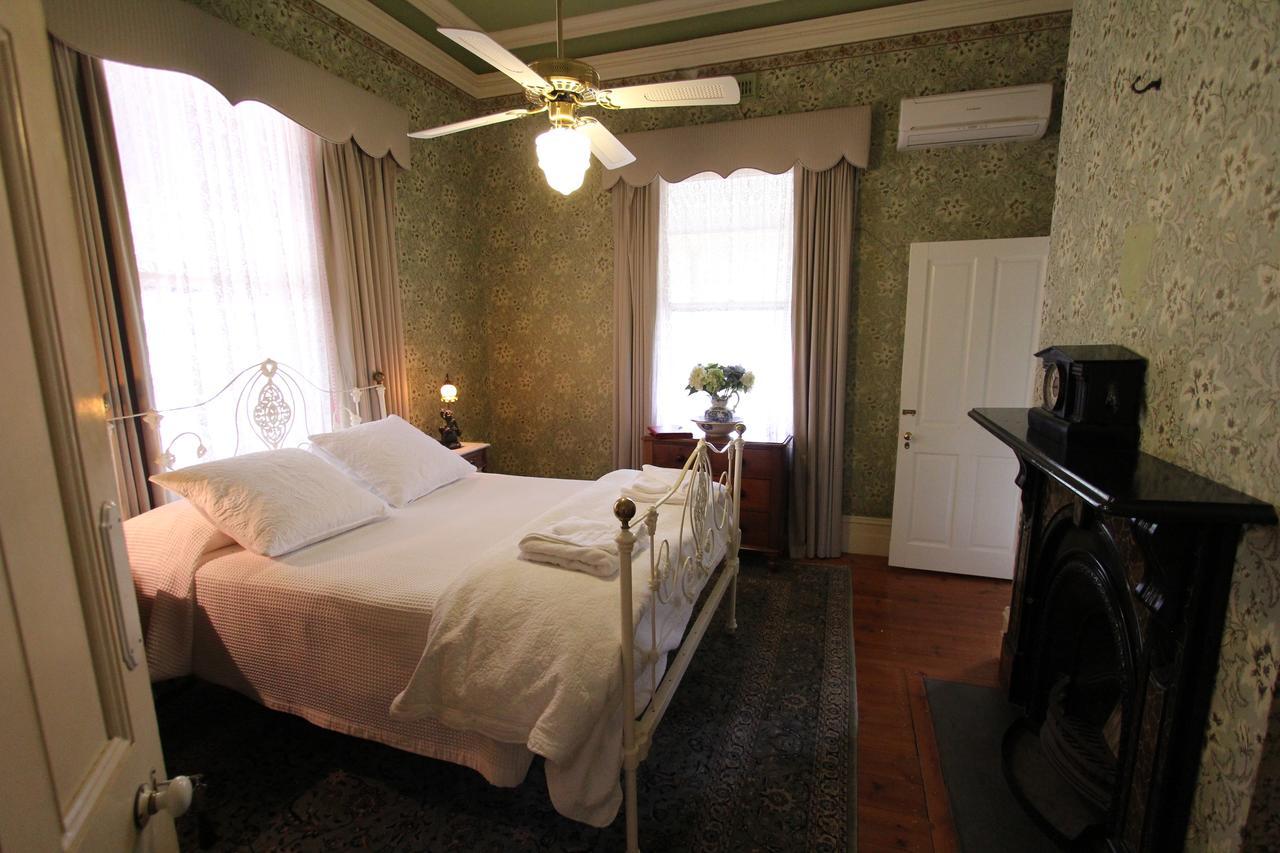 マルドン Palm House Bed & Breakfast エクステリア 写真